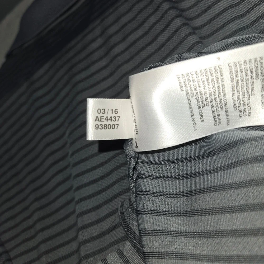 Adidas Golf Climacool Mens Medium Grey Striped Short Sleeve Polo Shirt AE4437 - Picture 9 of 9